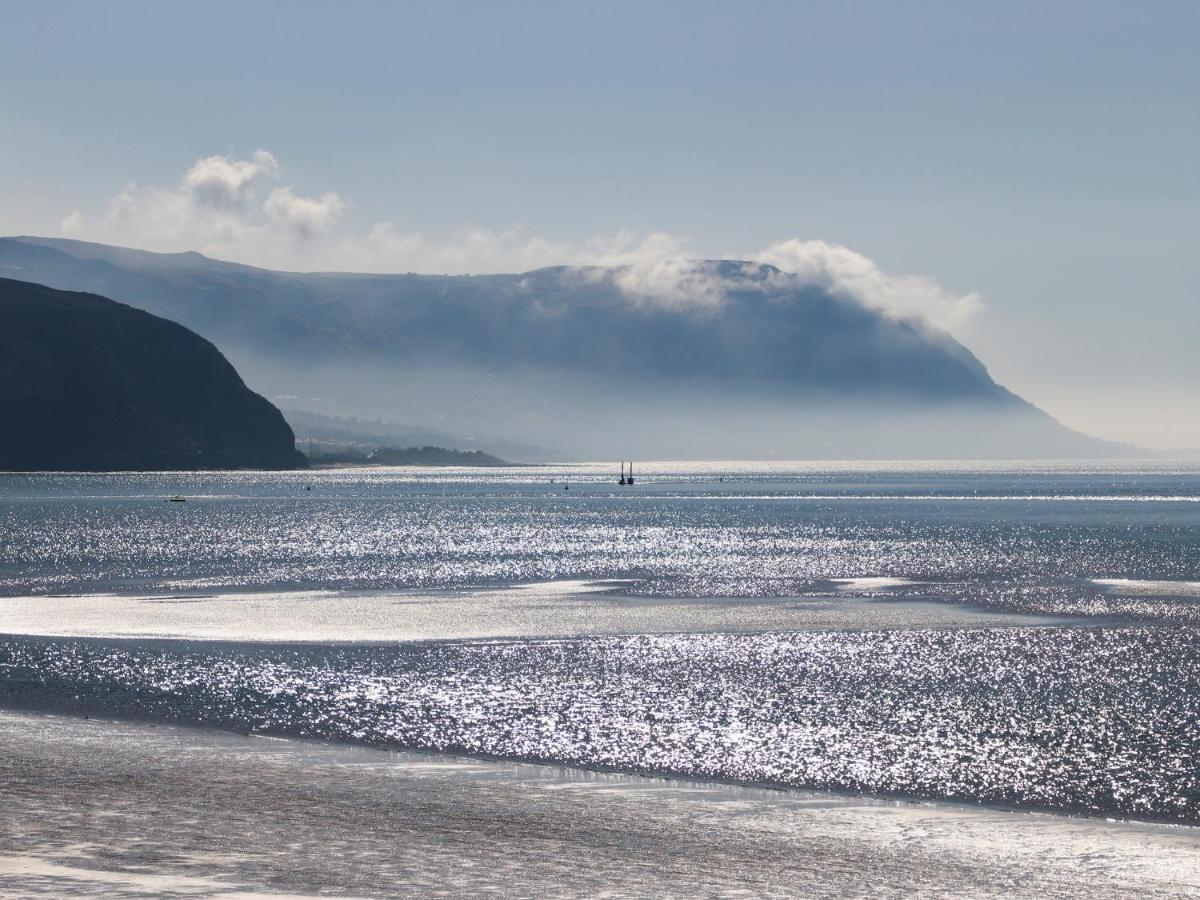 Вілла Bryn Tirion - Penrhynside Конві Екстер'єр фото